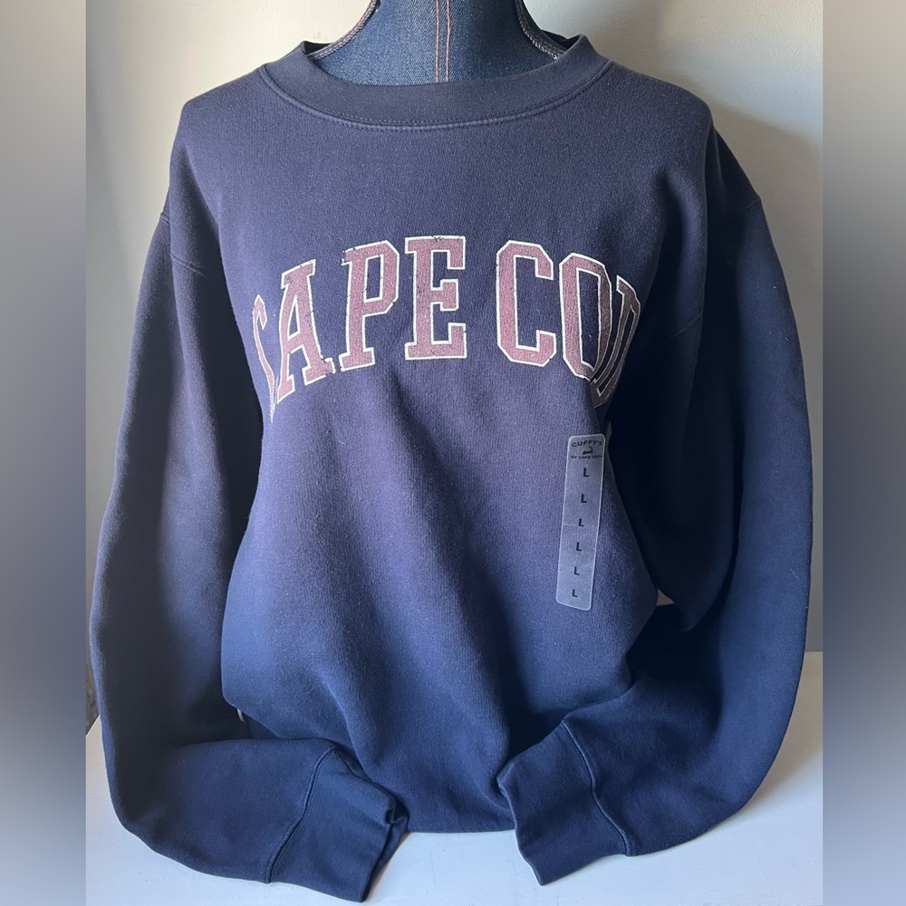 Cape Cod Cuffy’s Navy Crewneck Sweatshirt NWT